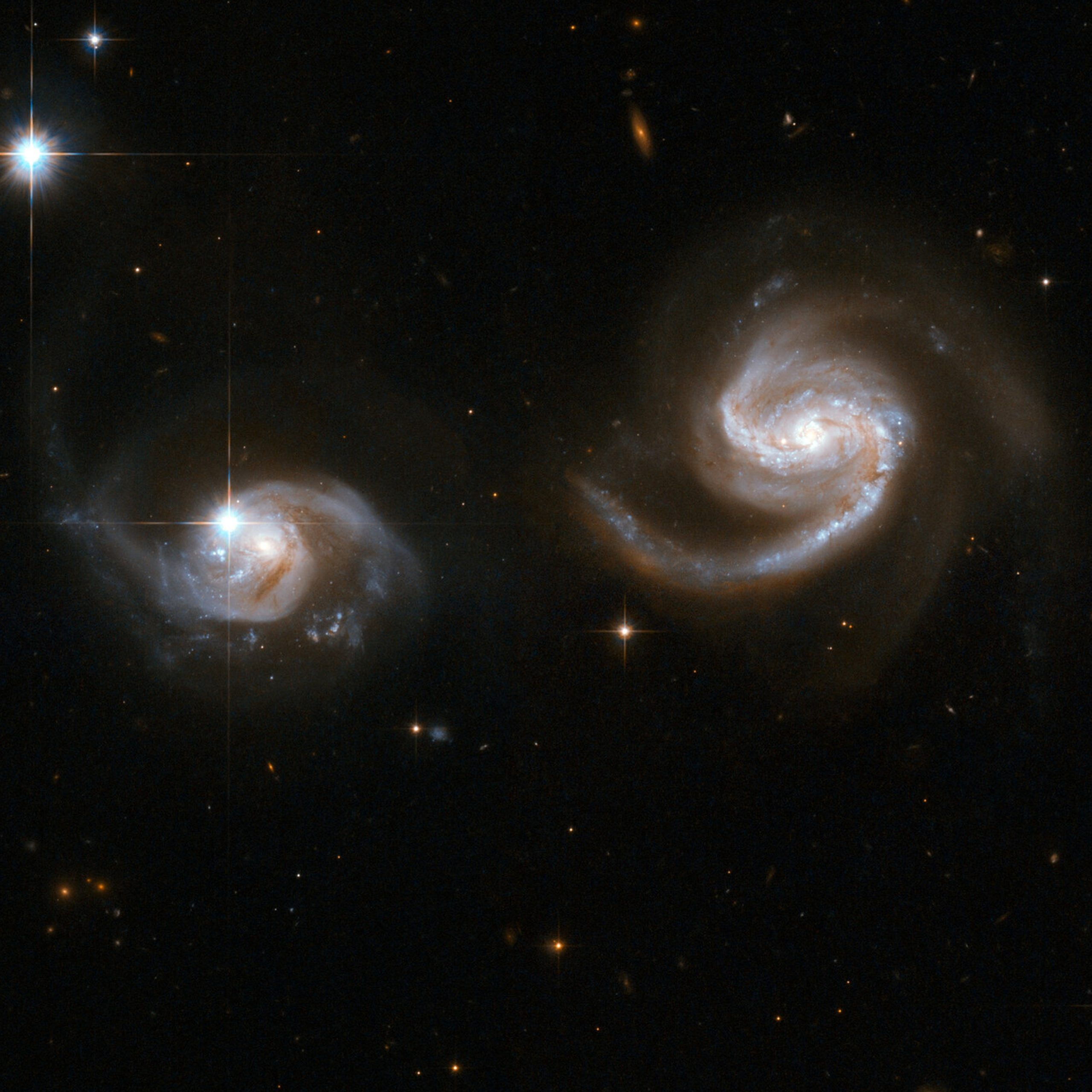 Sterneninseln auf Kollisionskurs: Wann trifft die Andromeda-Galaxie die Milchstraße?