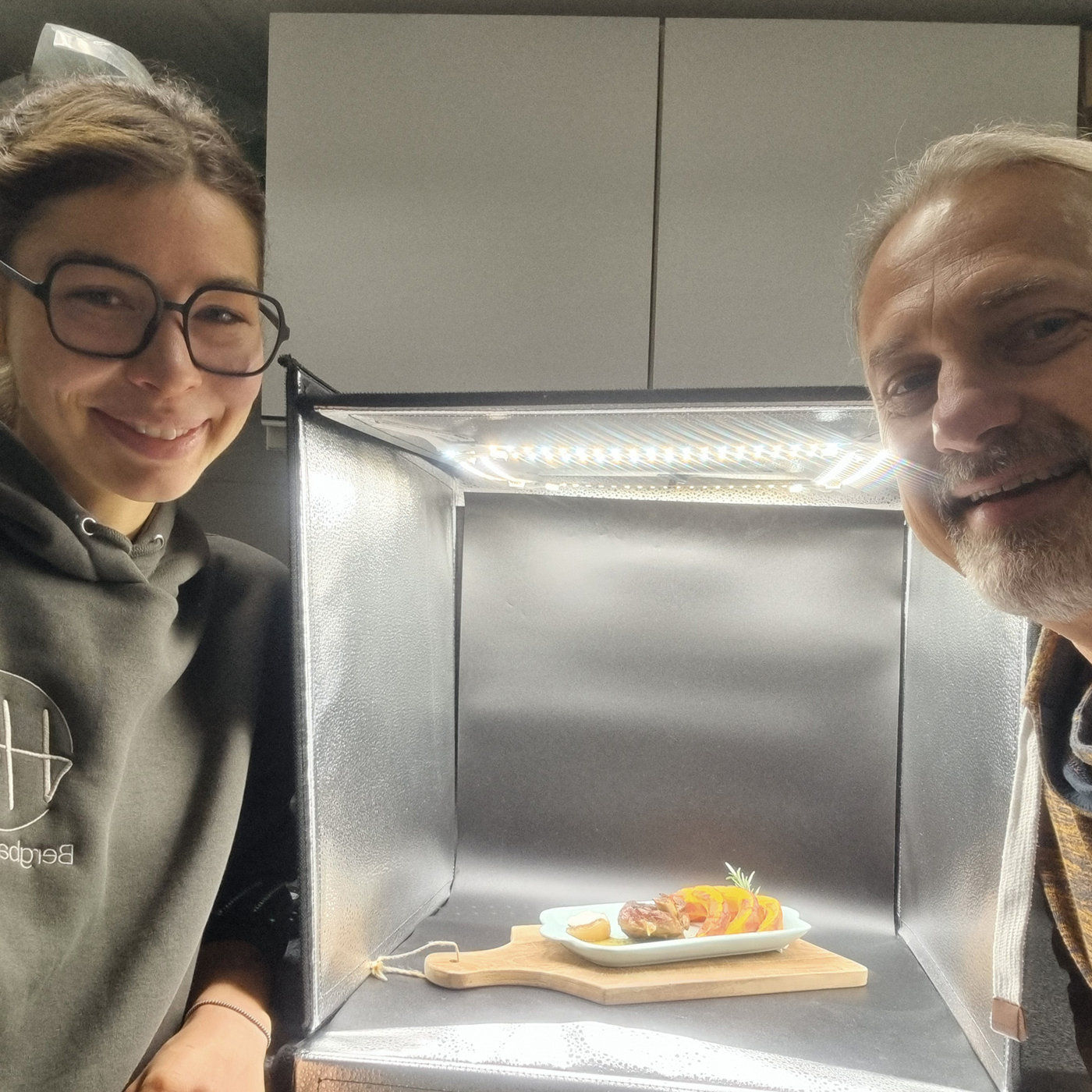 Suti kocht - mit Lina Maria Held