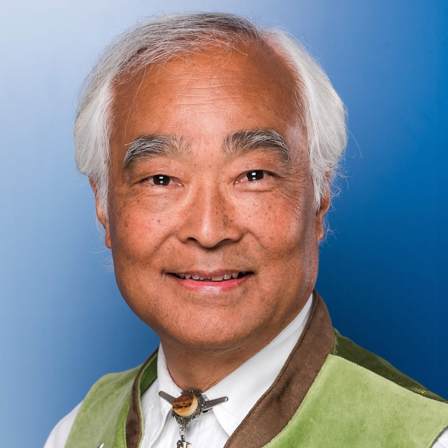 Takeo Ischi, japanischer Sänger und Jodler: jodelt sich in die Gamingszene