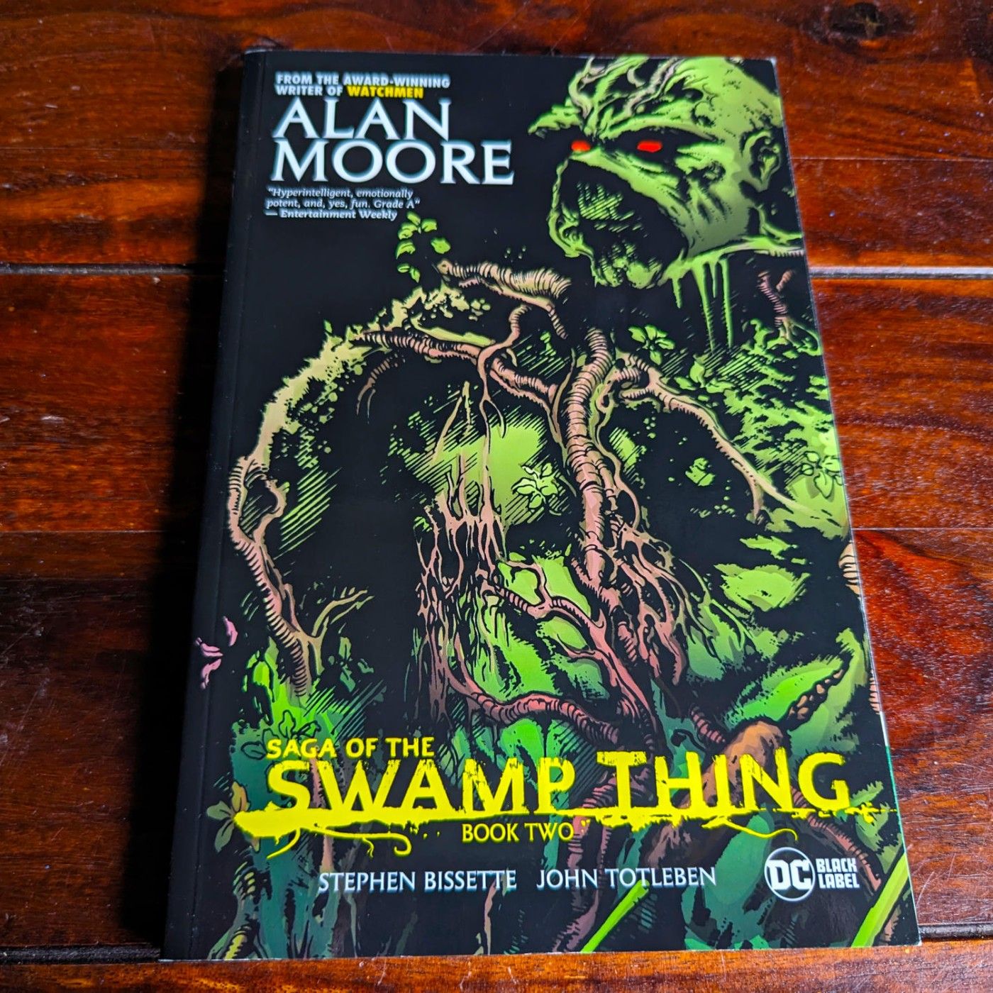 The Saga of the Swamp Thing Sammelband 2