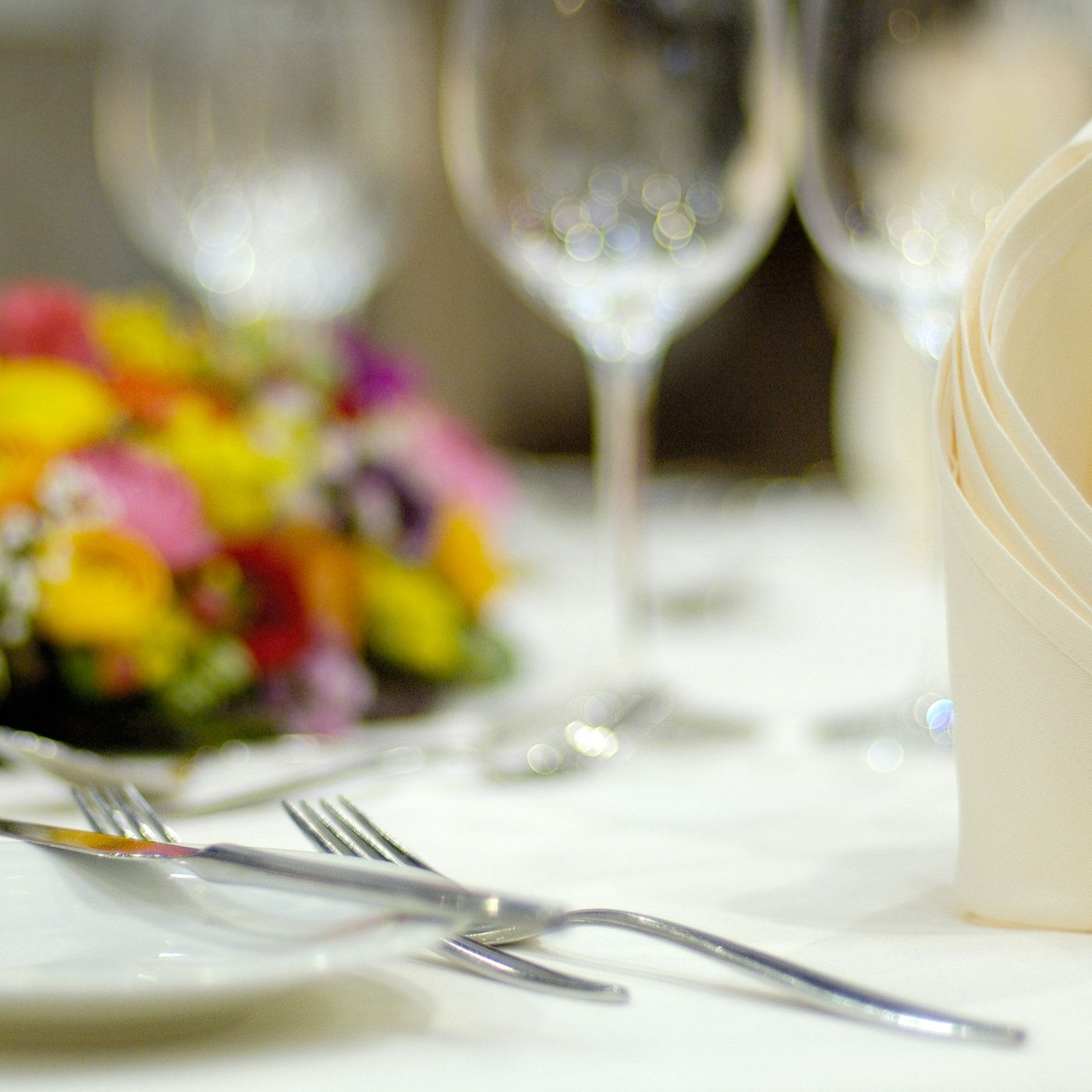 Tischkultur: Weingläser & Champagnerbecher