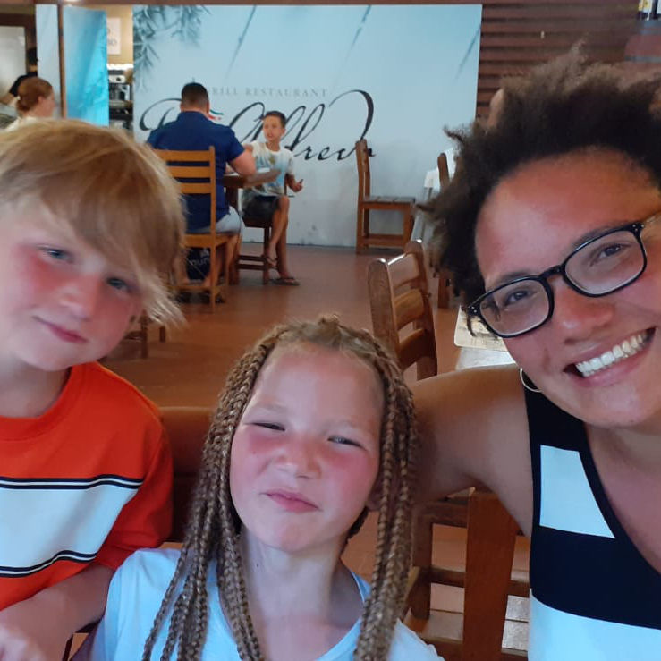 To Build A Home - Alltag einer Pflegefamilie