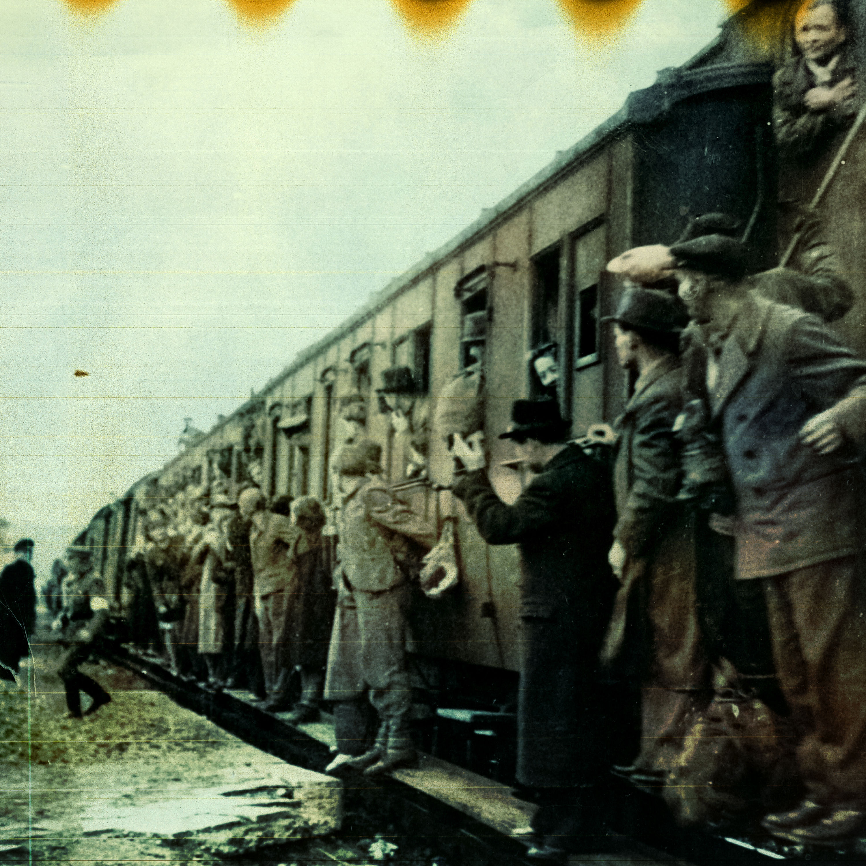 Transport nach Ravensbrück (24/41) | Unter dem Gras darüber