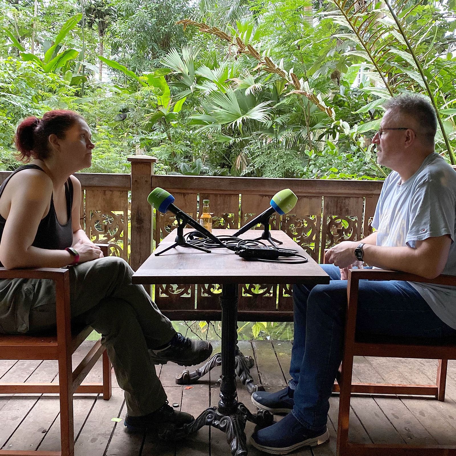 Um sie herum kann es richtig laut werden