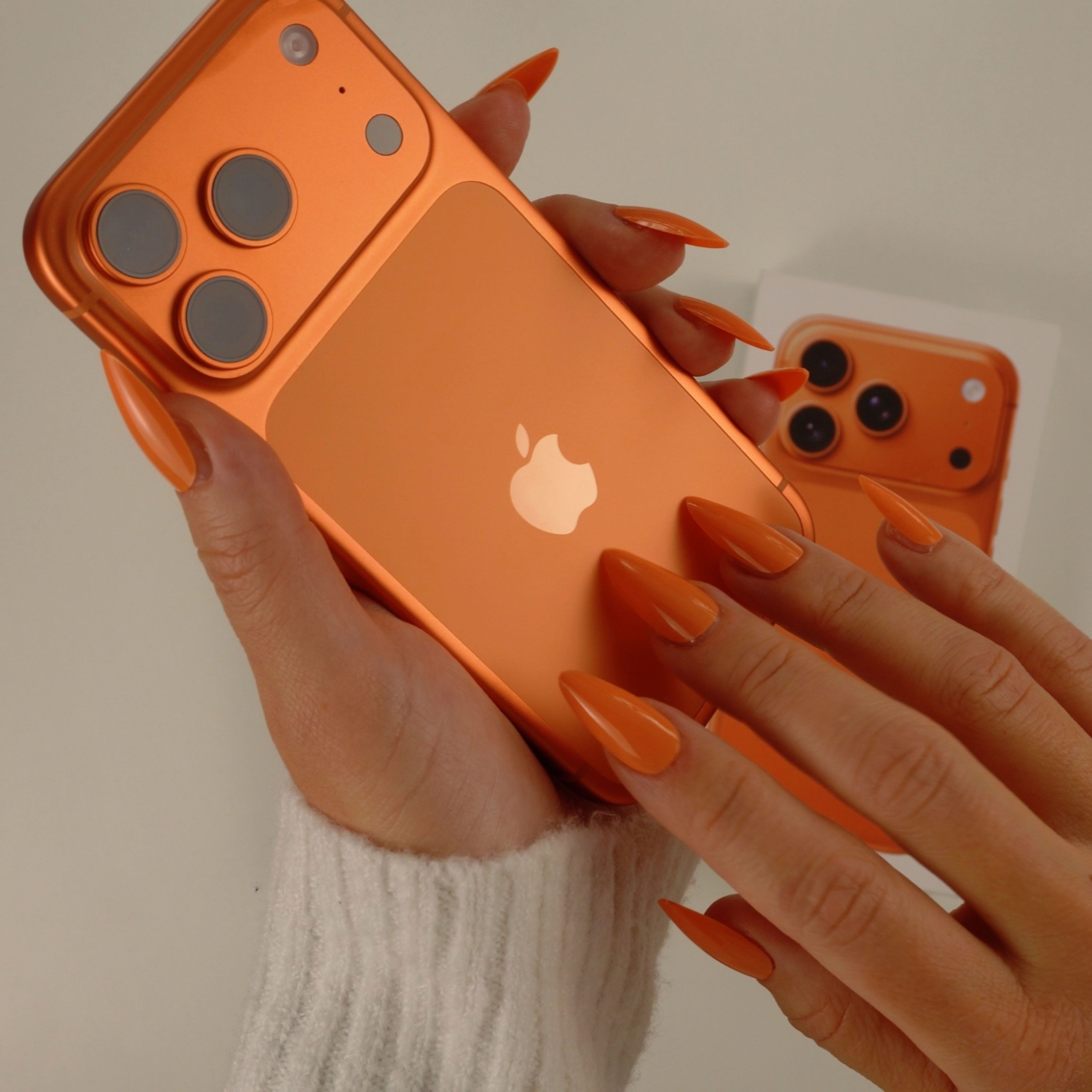 Unboxing iPhone 17 Pro ASMR 🧡