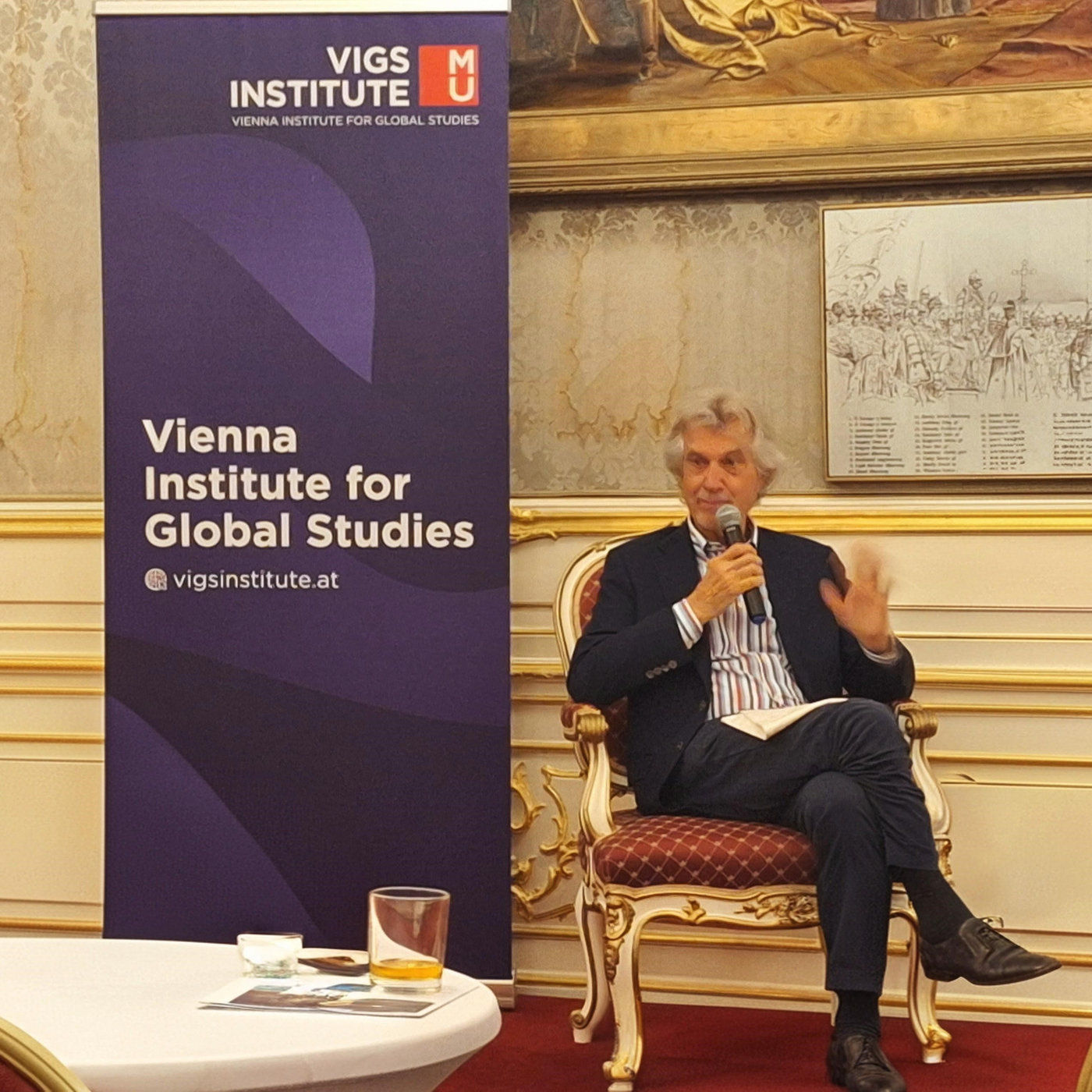 Vendégünk Ács Zoltán, világhírű közgazdász