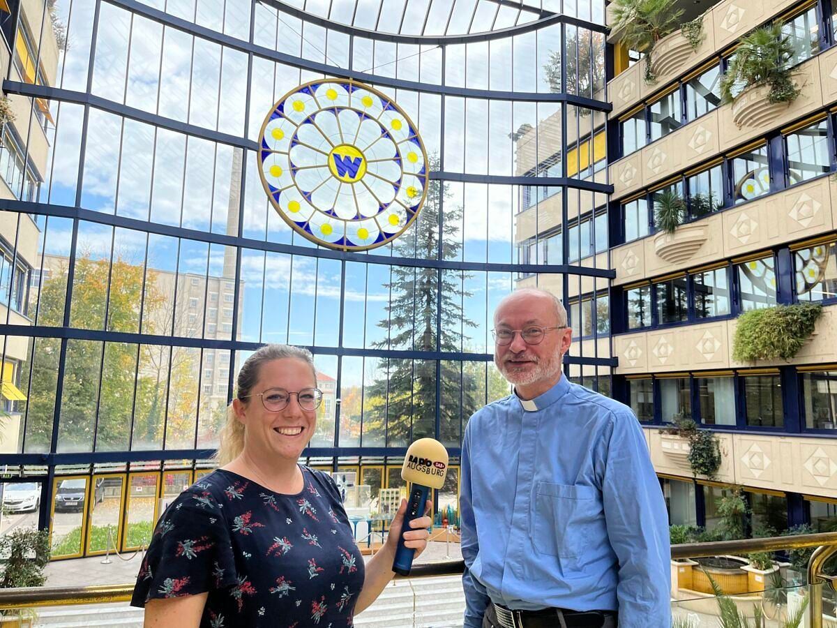 Verheiratet und katholischer Pfarrer: Andreas Theurer im Sonntagstalk Cappuccino