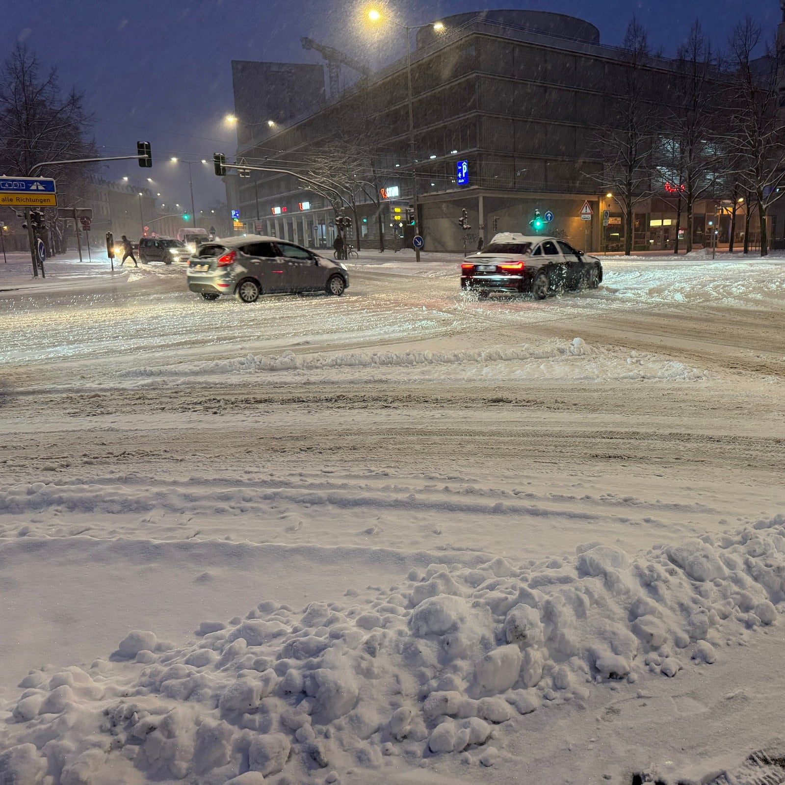 Viele Unfälle durch Schnee und Glätte