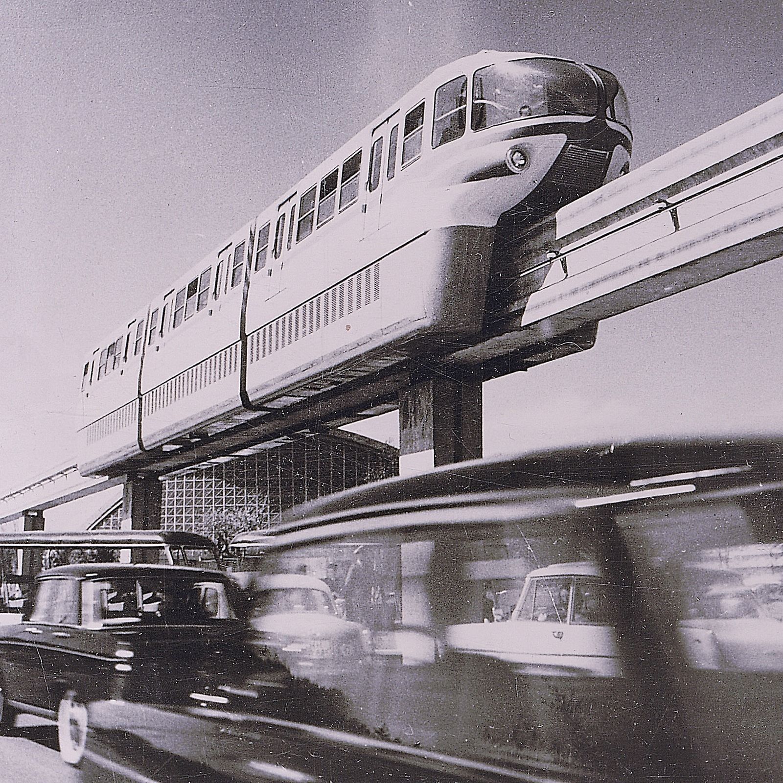 Von Einschienenbahnen bis zum Transrapid - Zukunfts-Züge aus 200 Jahren Eisenbahngeschichte