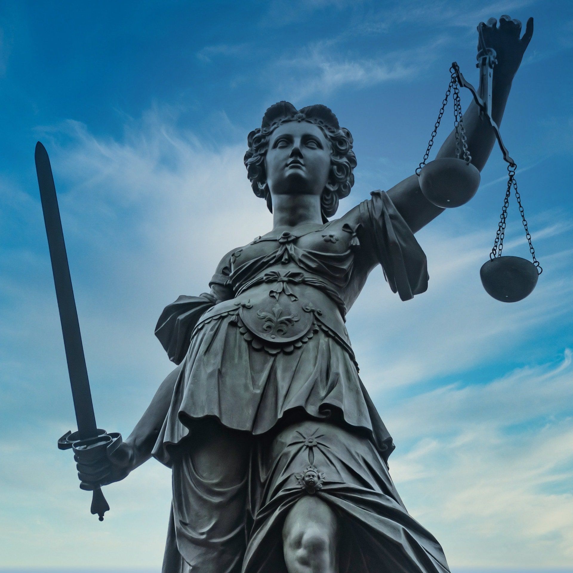 "Vor Gericht und auf hoher See ist man in Gottes Hand" – woher kommt das?