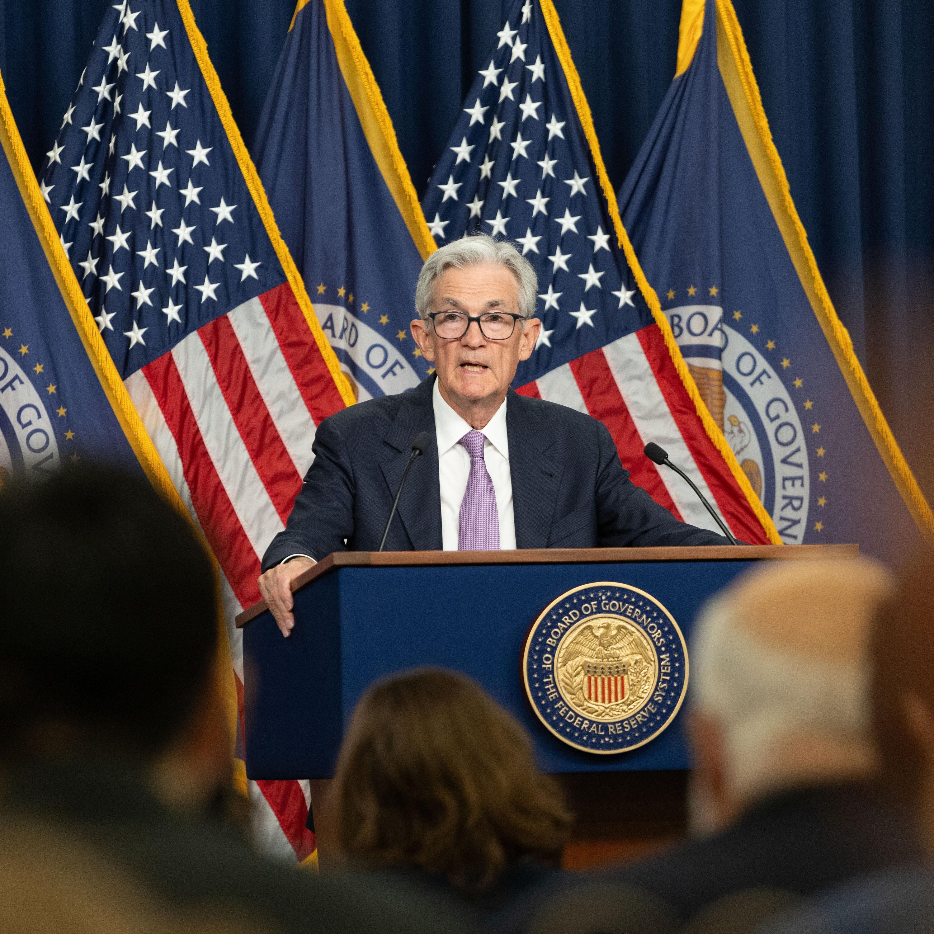 Warum senken die Notenbanken jetzt die Zinsen?