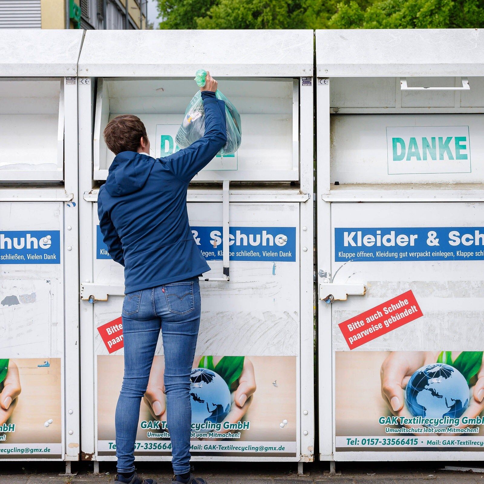 Warum sich Altkleidercontainer kaum noch rentieren