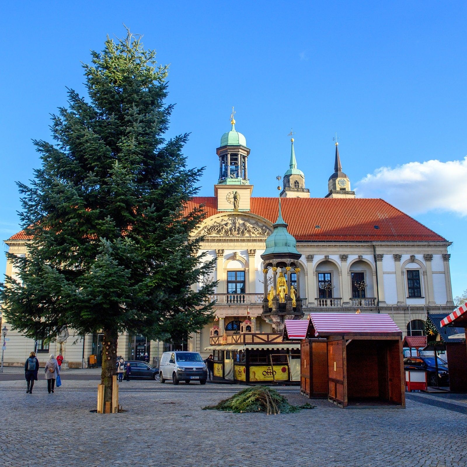 Weihnachtsmarkt Magdeburg: Schaustellerbund verärgert über Hängepartie