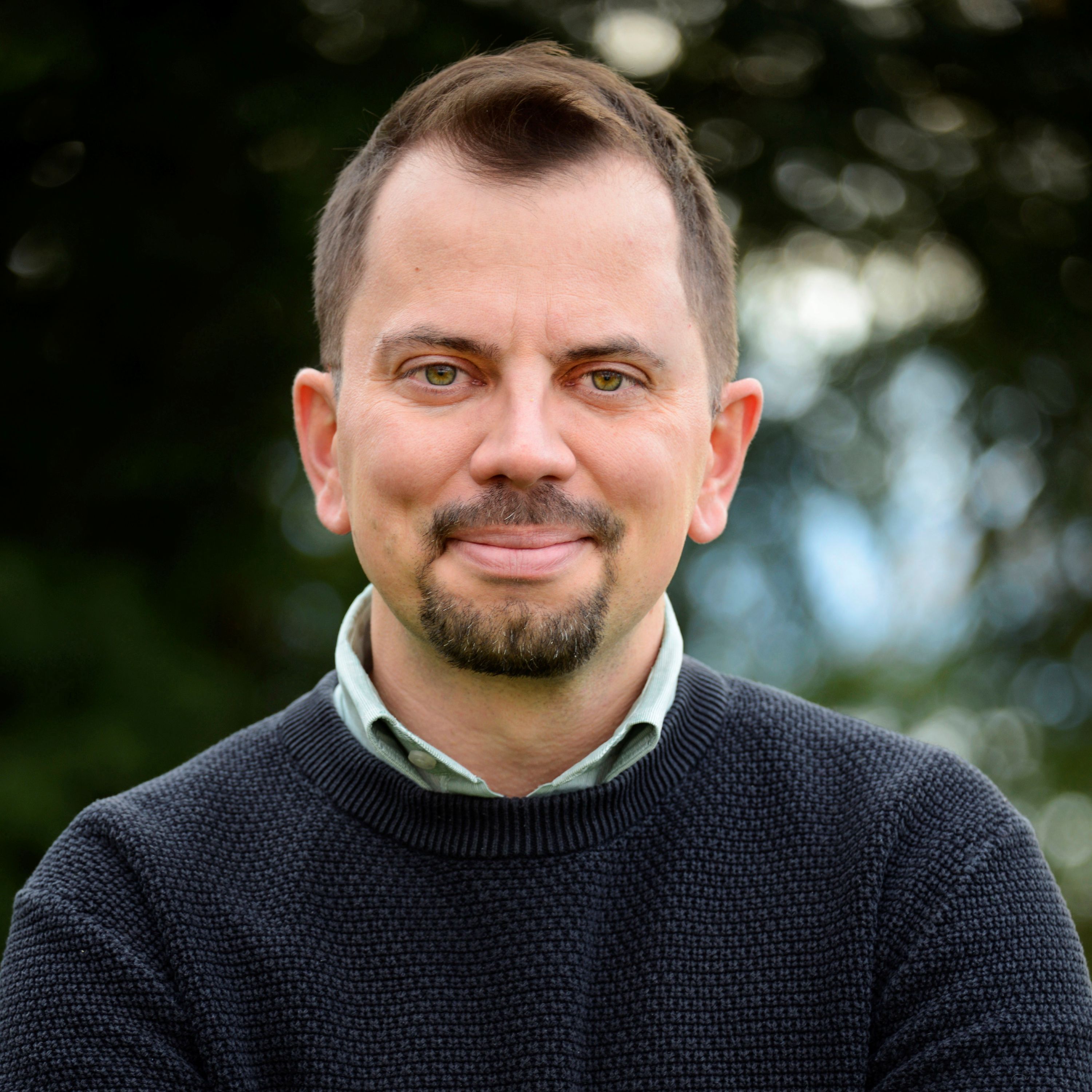 Welche Rolle spielt die Volkshochschule heute? Mario Frick im SonnTalk