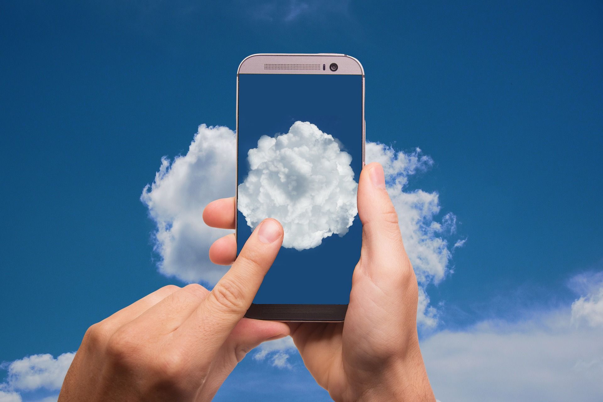 Wenn das Bett und die Zahnbürste die Kaffeemaschine starten, Daten in der Cloud – Fluch oder Segen ?