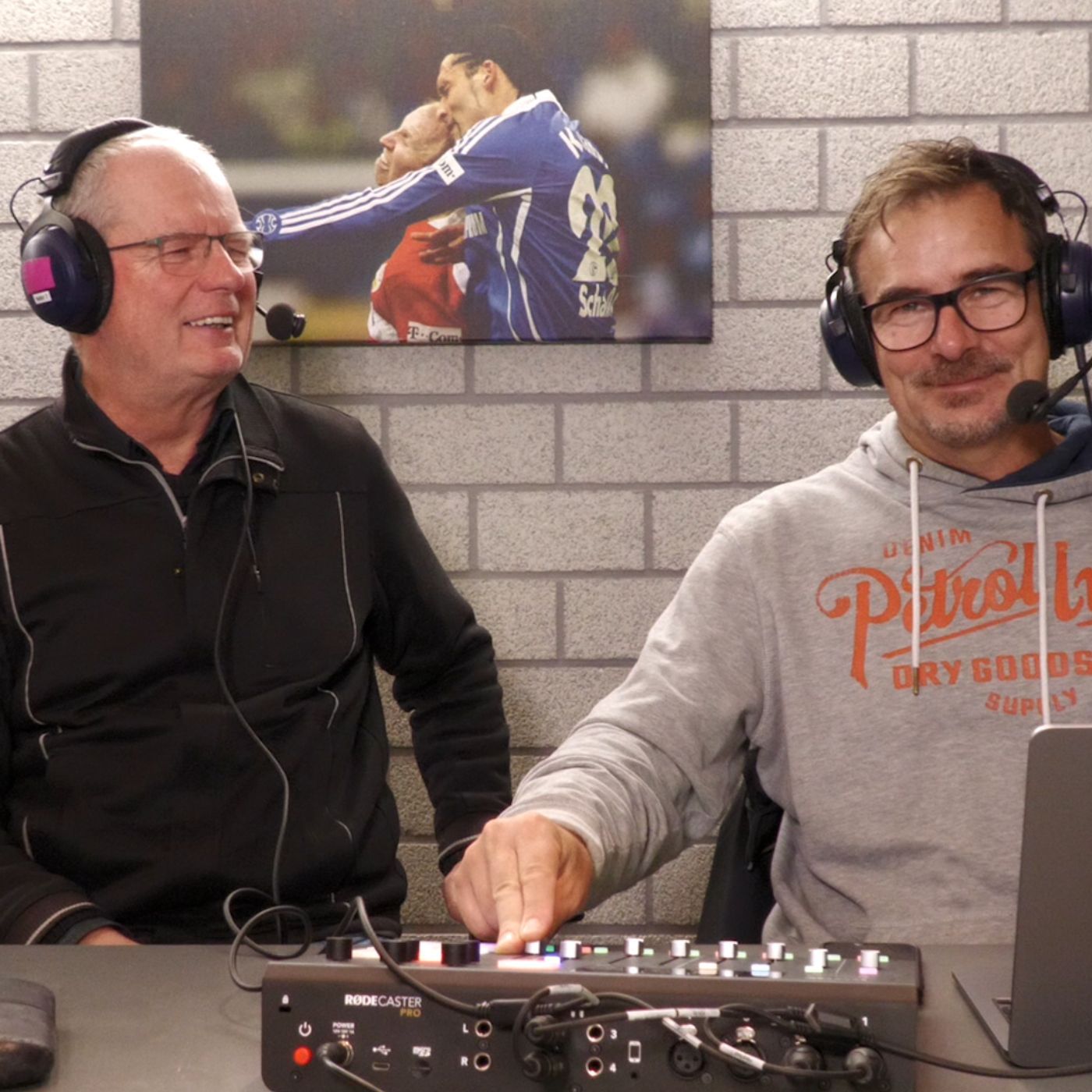 Wer kreist so wie ein Falke?
Der „Schalke-POTTcast“ – Episode 191