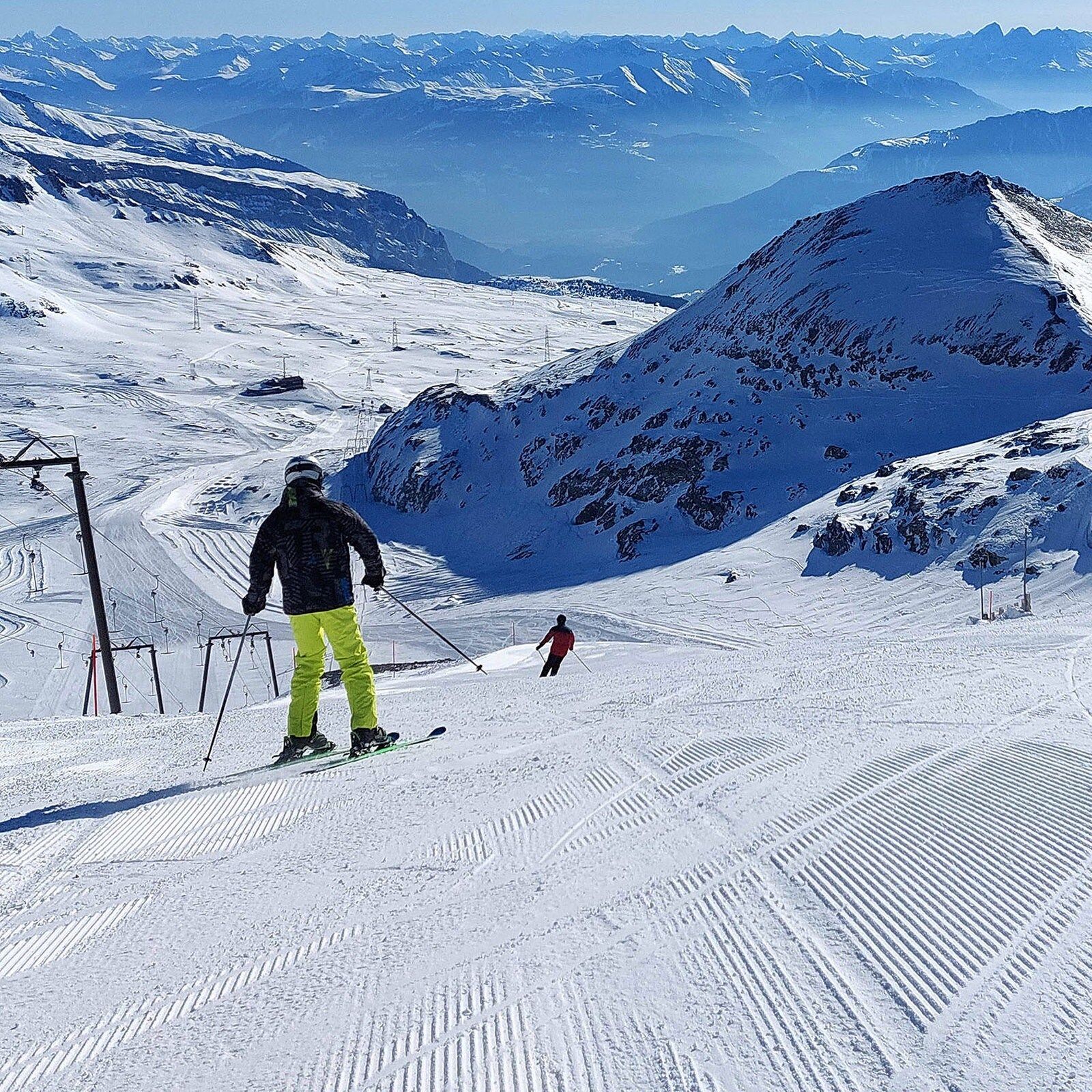 Wer sich beim Skifahren während einer Dienstreise verletzt