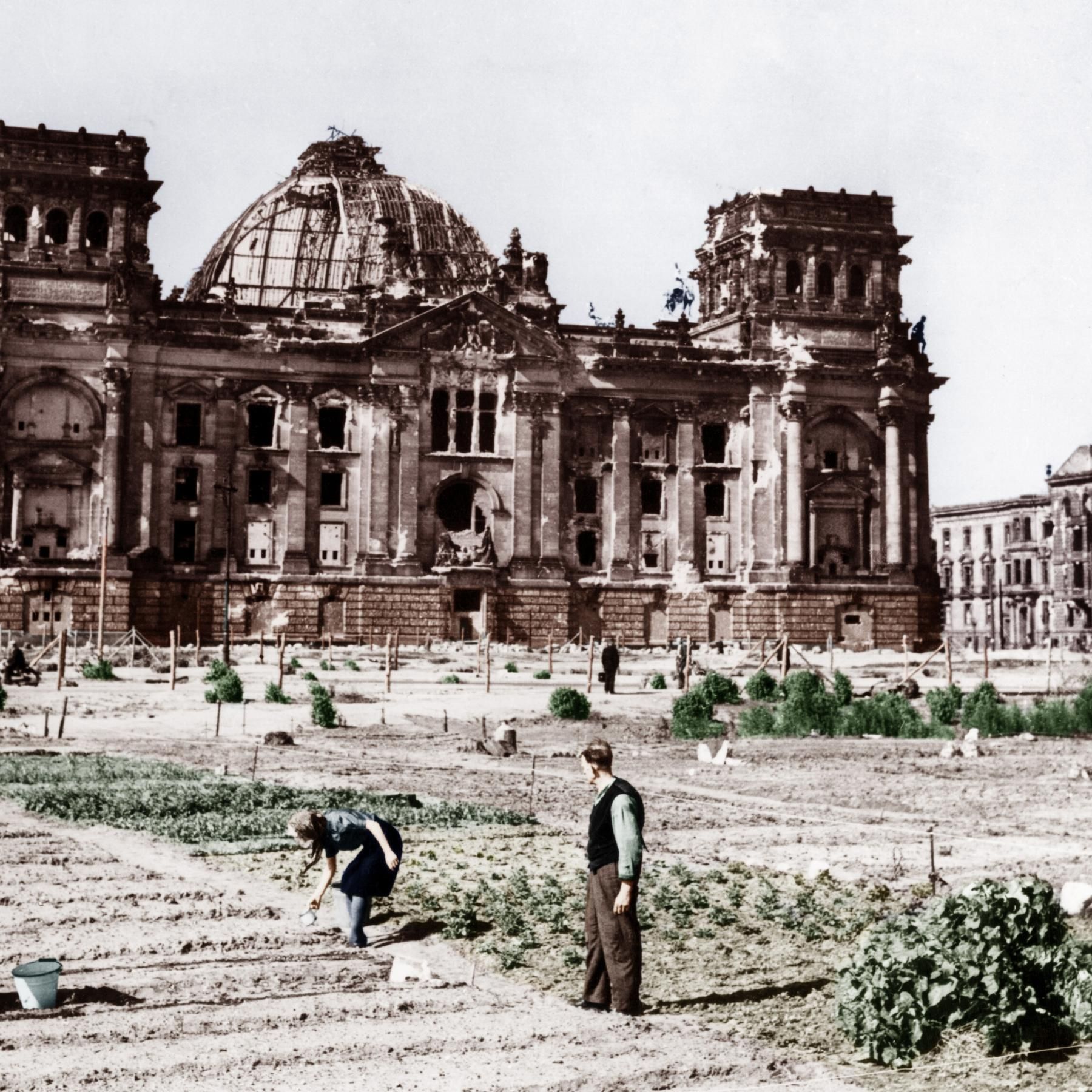 WIE WAR DAS DAMALS? Leben und Überleben nach dem 8. Mai 1945