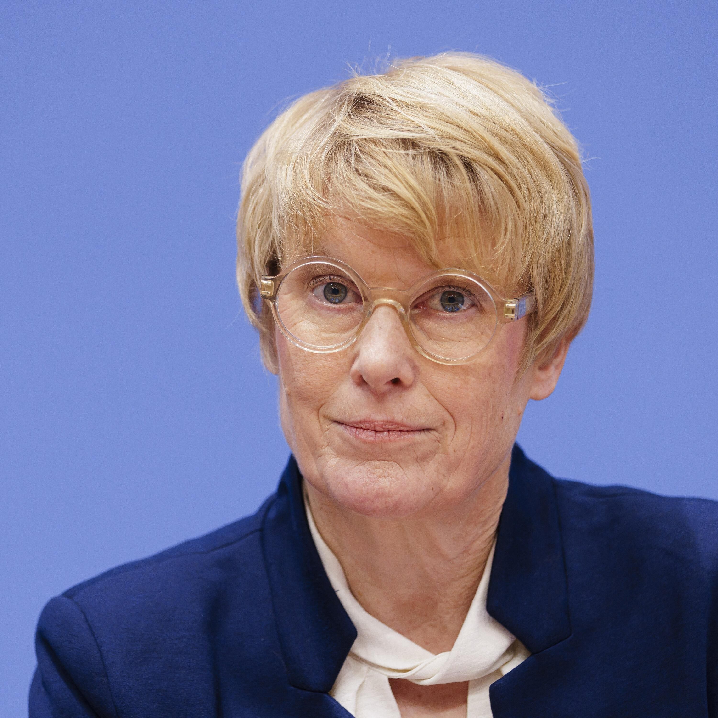 "Wir rechnen uns die Energiewende schön" - Veronika Grimm (TU Nürnberg & Wirtschaftsweise)