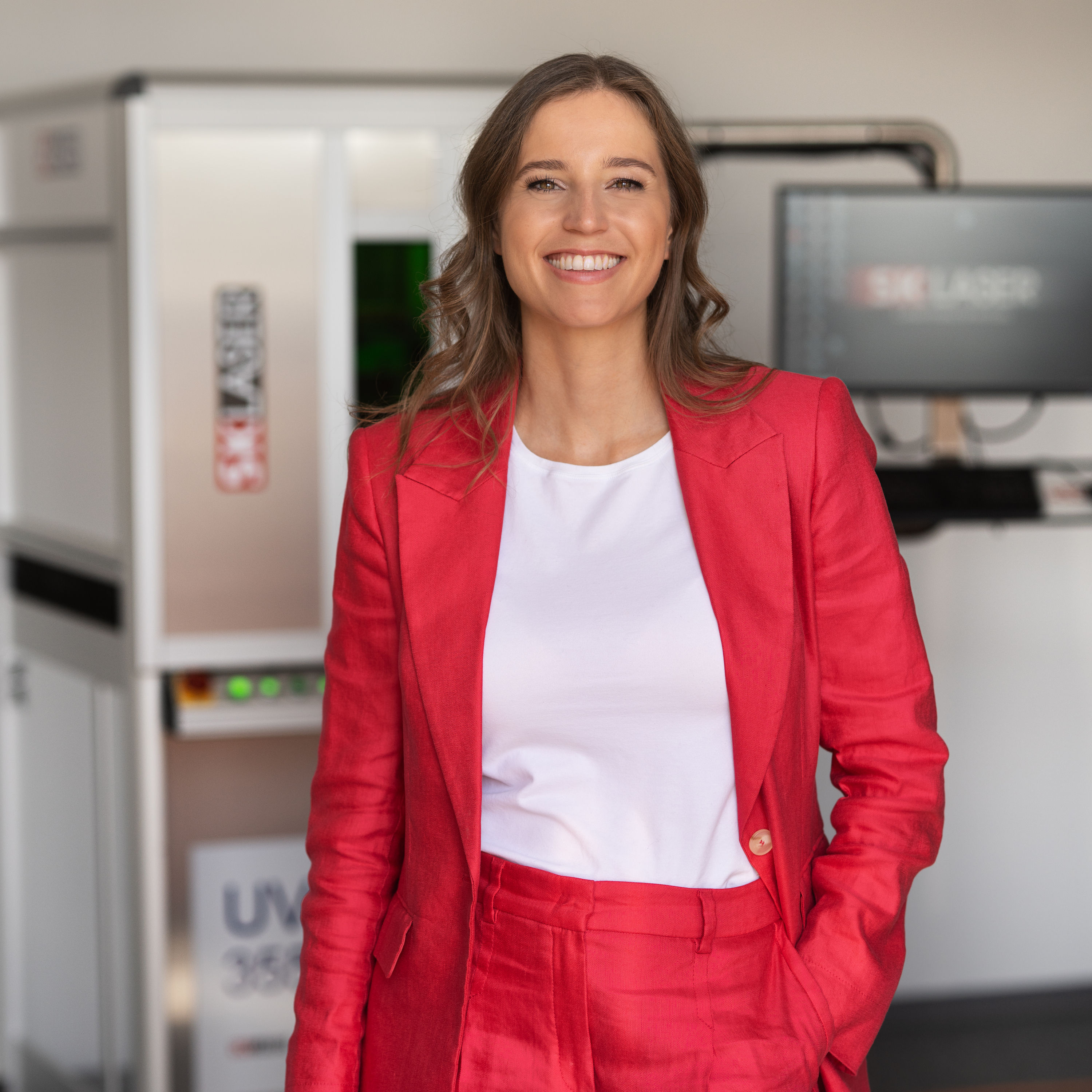 Würstchen grillen mit dem Laser - Dina Reit (SK Laser)