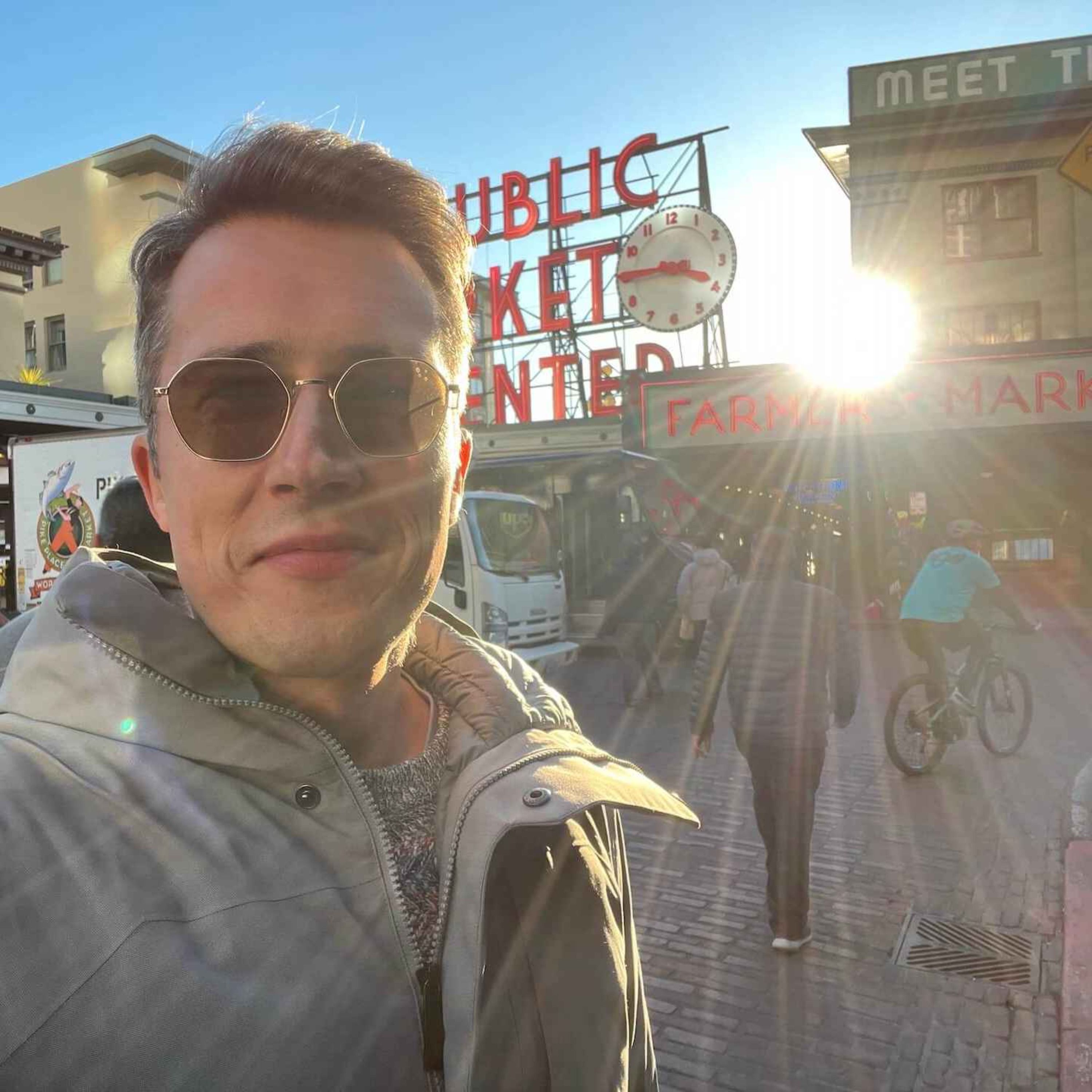 WW402: Von fliegenden Fischen, Kaffeekunst und gläsernen Traumwelten – Streifzug durch Seattle mit Erik Lorenz (1/2)