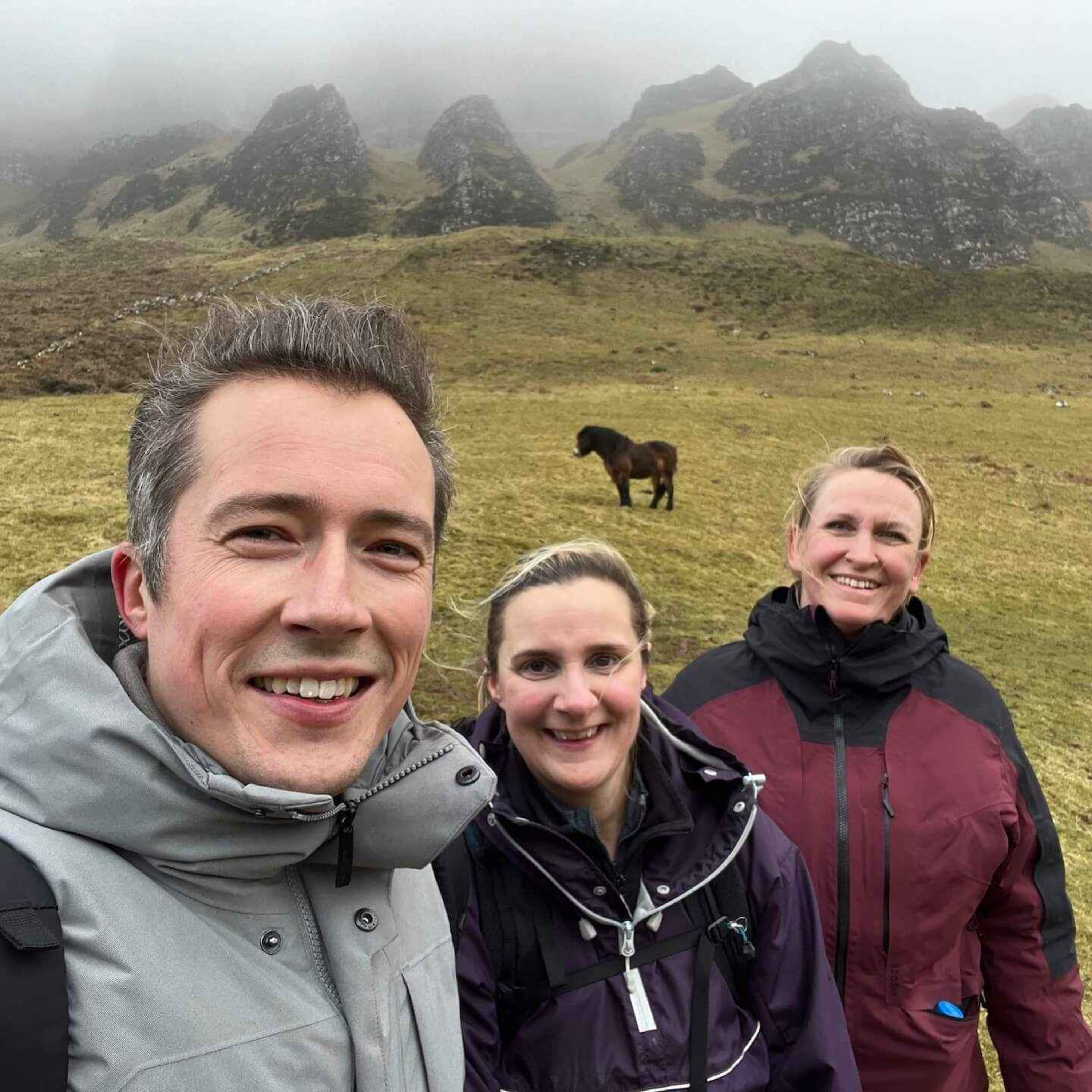 WW420: Mauern, Mythen, Menschen – eine Entdeckungsreise in Nordirland mit Lydia Möcklinghoff und Erik Lorenz (1/3)