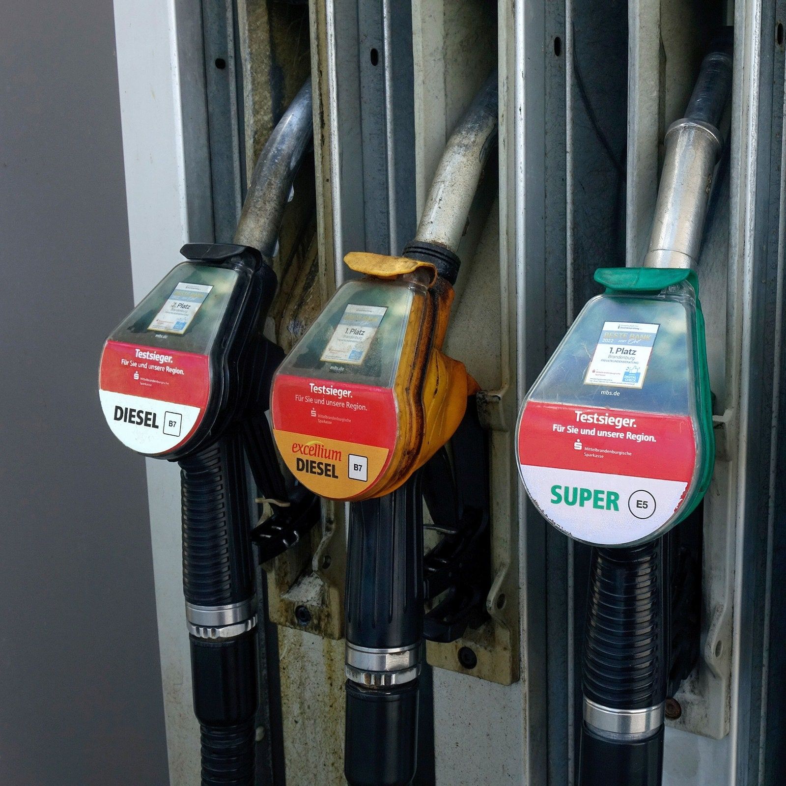 Zorn: Spritpreise unverhältnismäßig