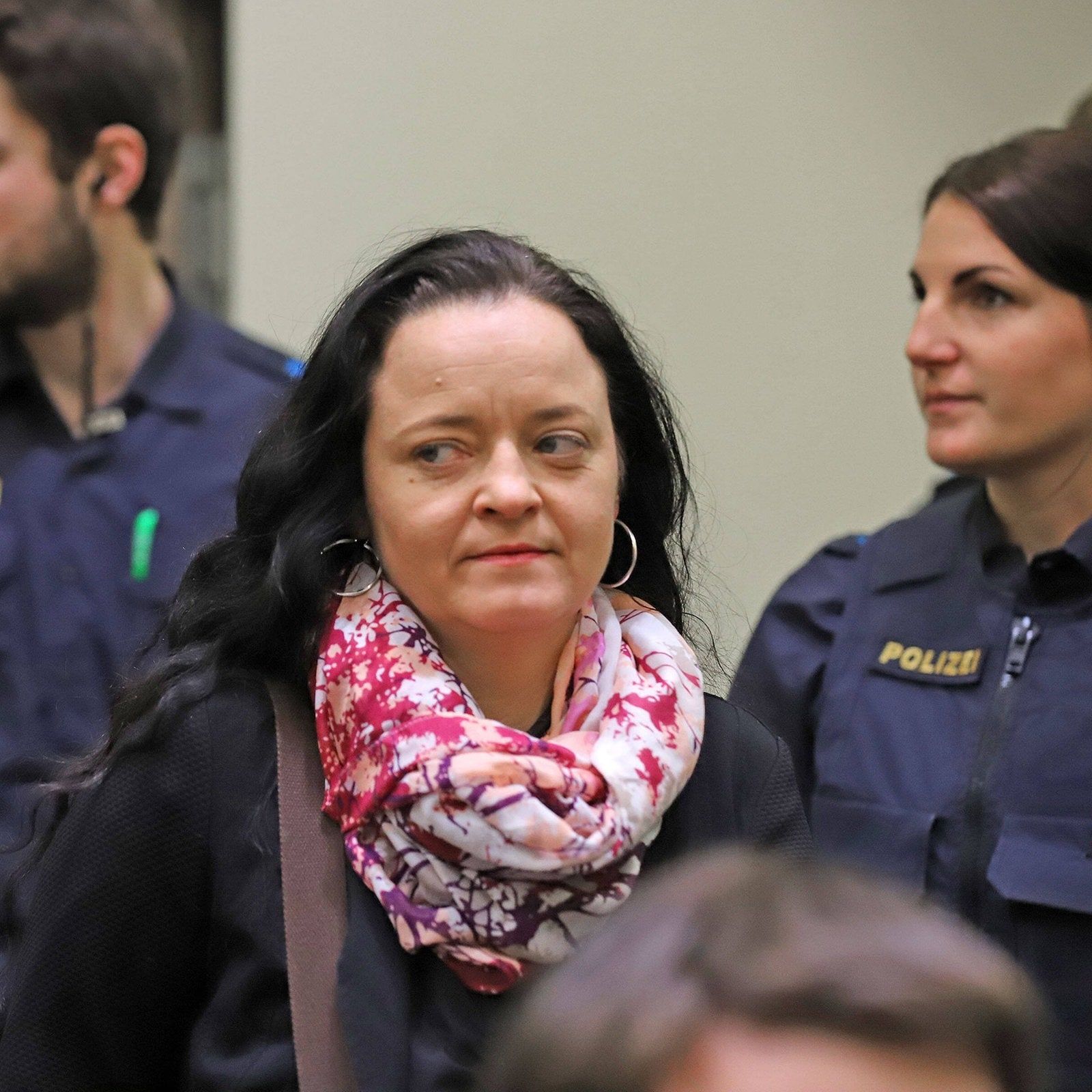 Zschäpe bei NSU-Prozess: "Ich schäme mich"