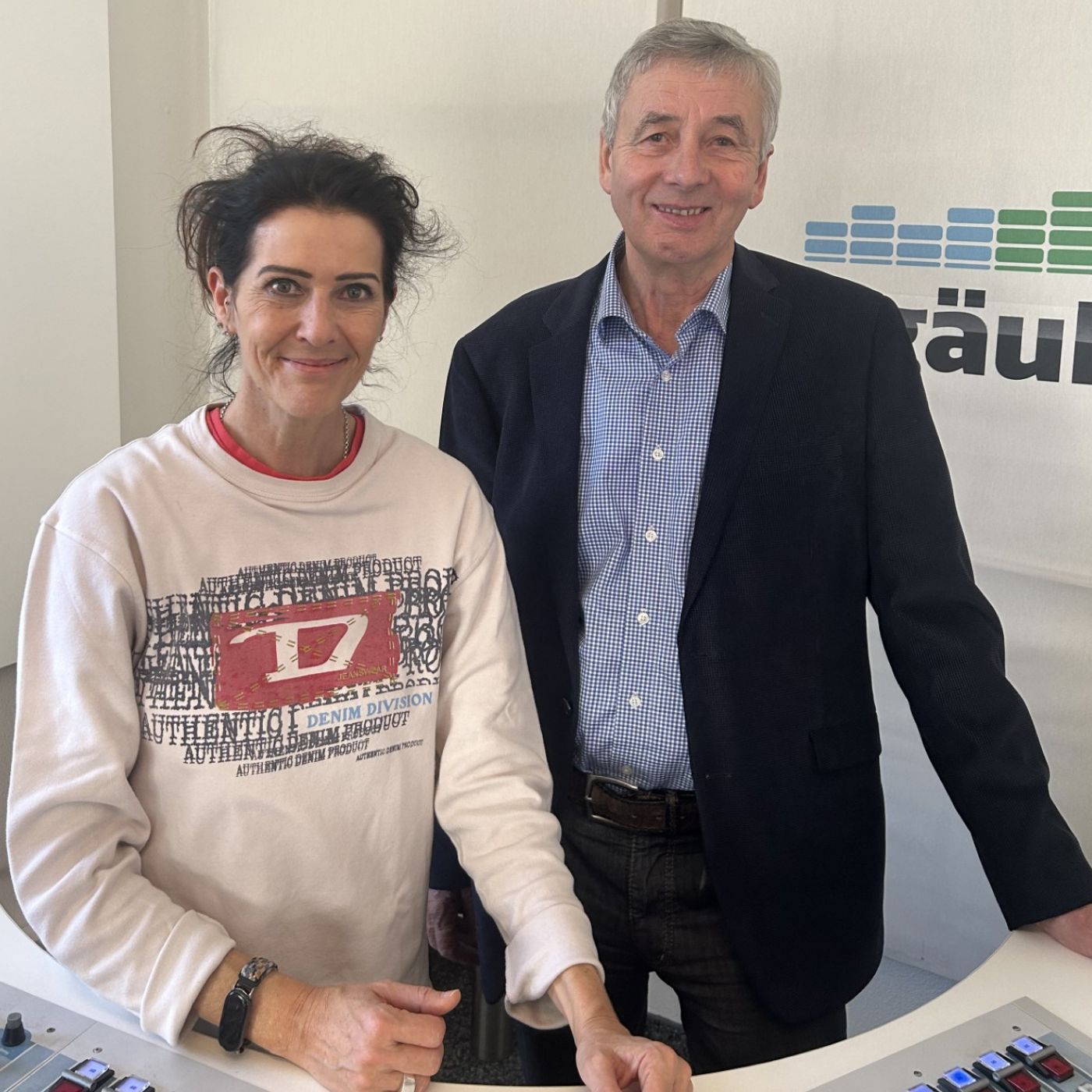 Zu Gast beim Kaffeeklatsch: Eisenbergs Bürgermeister Manfred Kössel im Gespräch