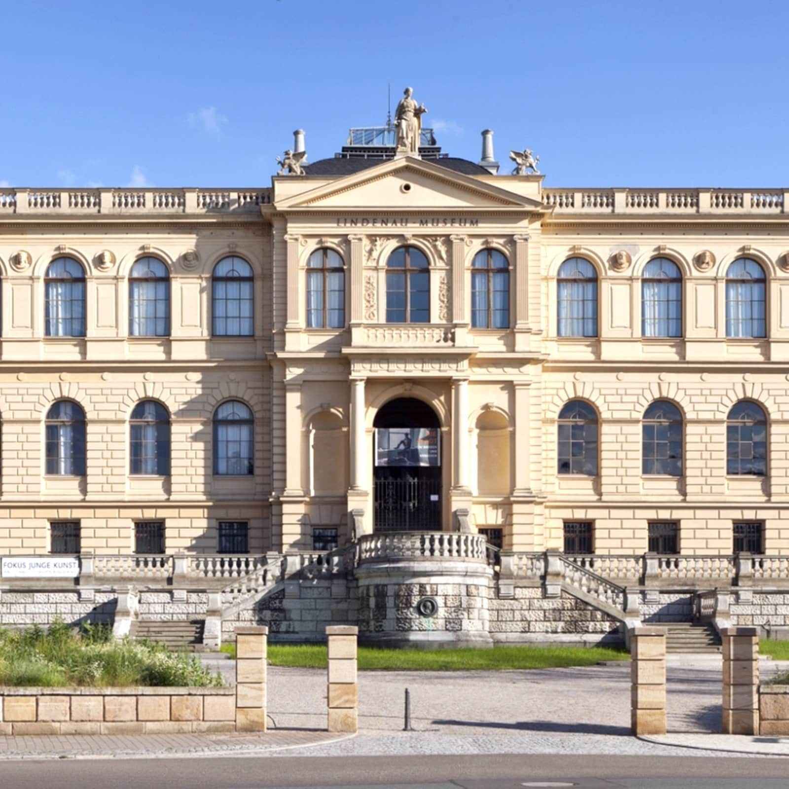 Zwischen Kunst und Geschichte: Der Alltag von Museumswächtern